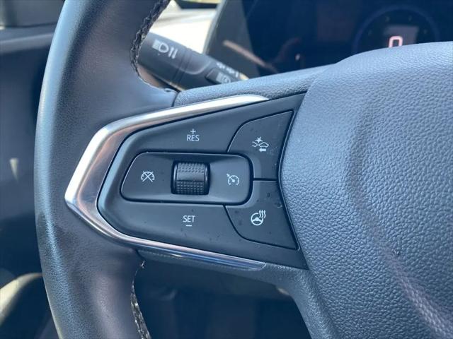 2025 Chevrolet Trax FWD LT
