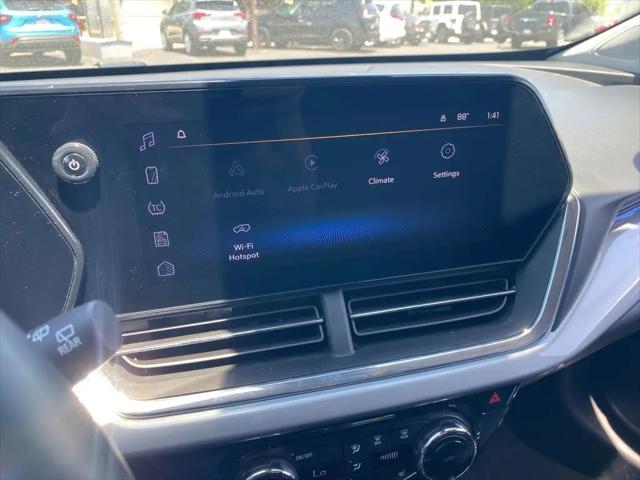 2025 Chevrolet Trax FWD LT
