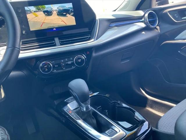 2025 Chevrolet Trax FWD LT