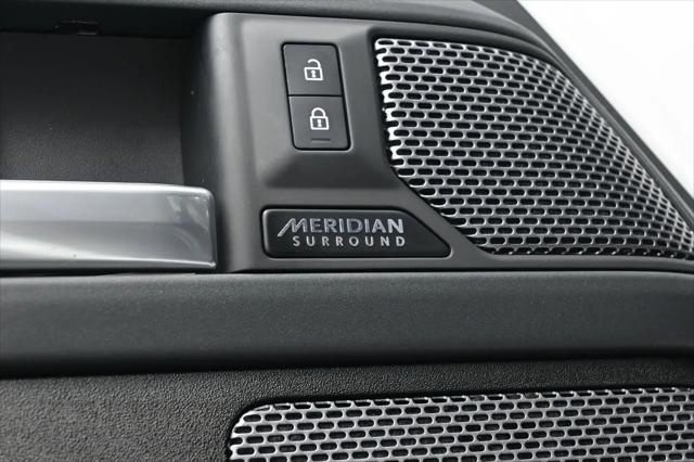 2023 Land Rover Defender 110 X-Dynamic SE