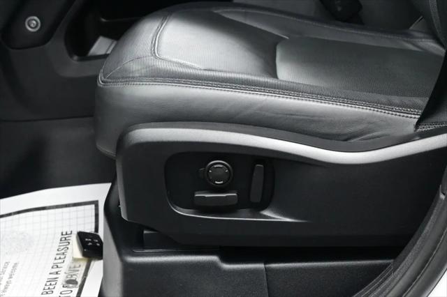 2023 Land Rover Defender 110 X-Dynamic SE