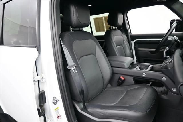 2023 Land Rover Defender 110 X-Dynamic SE