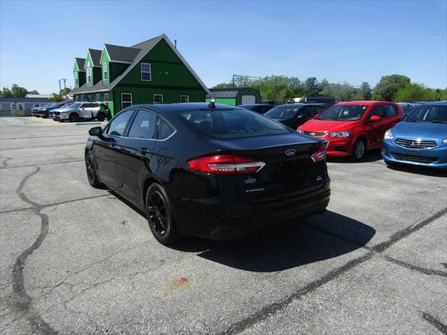 2020 Ford Fusion SE