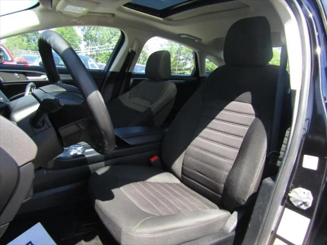 2020 Ford Fusion SE