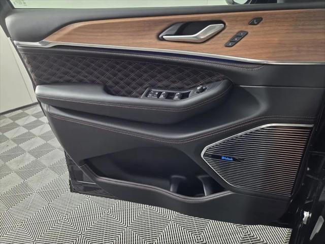 2026 Jeep Grand Cherokee L Summit 4x4
