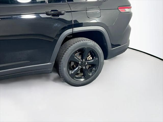 2023 Jeep Grand Cherokee L Altitude 4x4