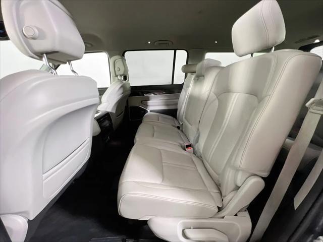 2022 Jeep Wagoneer Series III 4x4