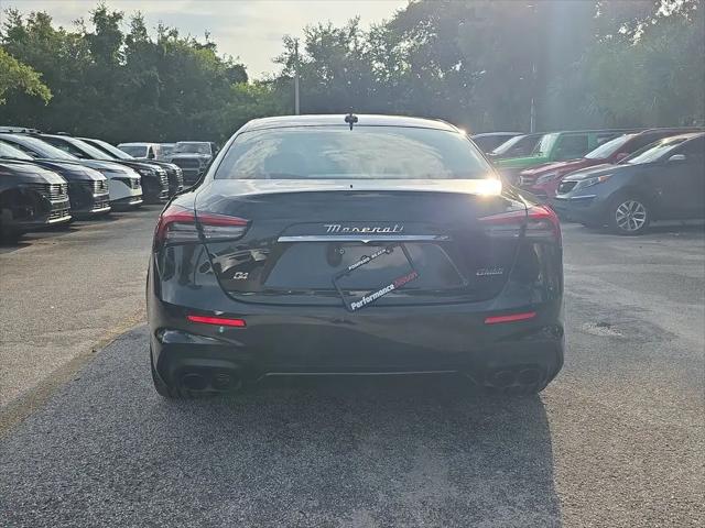 2022 Maserati Ghibli Modena Q4