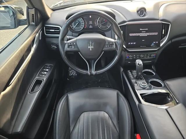 2022 Maserati Ghibli Modena Q4