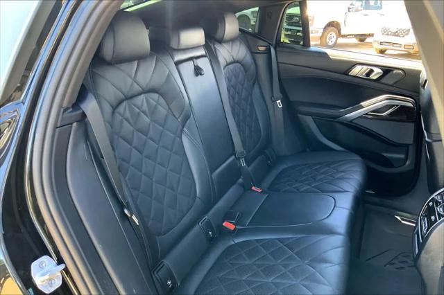 2024 BMW X6 xDrive40i