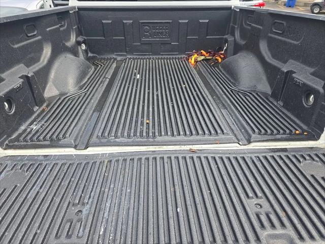 2022 Nissan Titan Crew Cab SV 4x2