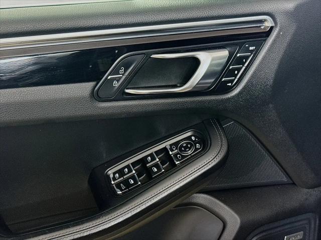 2020 Porsche Macan S