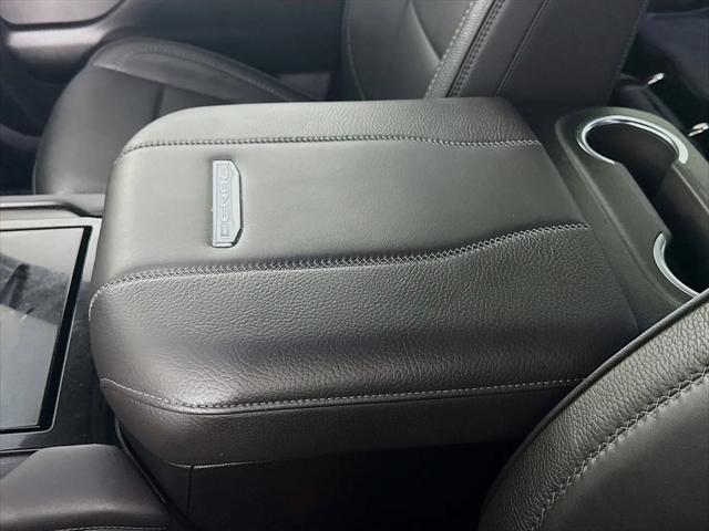 2025 GMC Yukon XL 4WD Denali