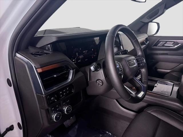 2025 GMC Yukon XL 4WD Denali
