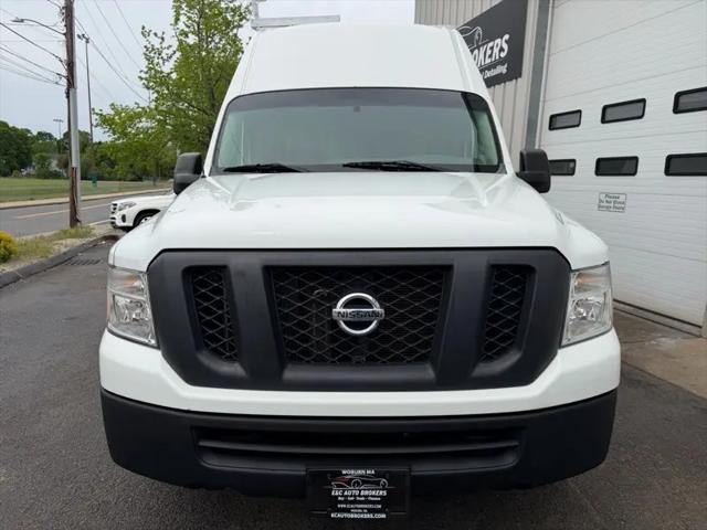 2014 Nissan 2500 SV V6