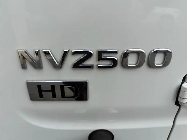 2014 Nissan 2500 SV V6