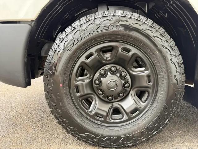 2014 Nissan 2500 SV V6
