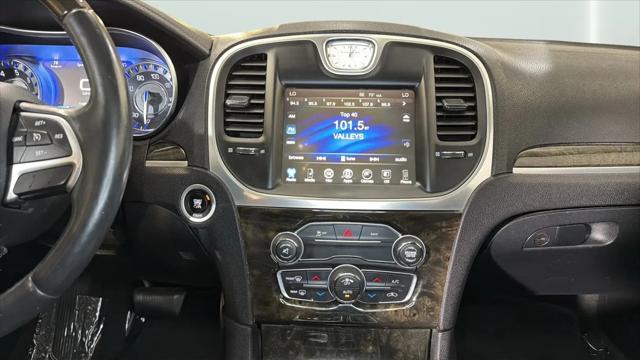 2016 Chrysler 300 C