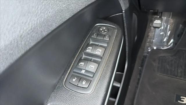 2016 Chrysler 300 C