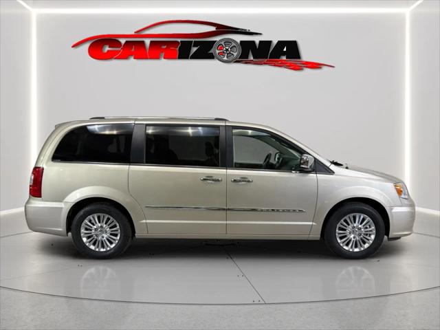 2015 Chrysler Town & Country Limited Platinum