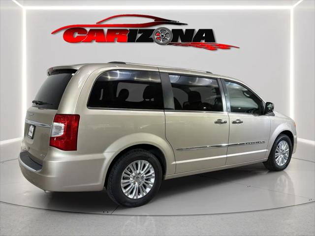 2015 Chrysler Town & Country Limited Platinum