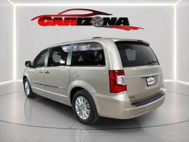 2015 Chrysler Town & Country Limited Platinum