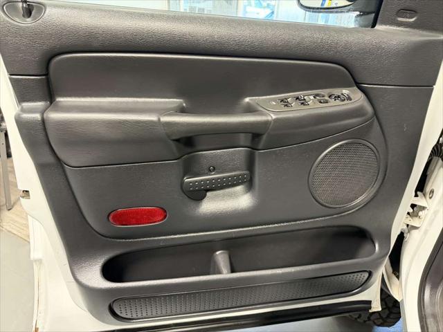 2004 Dodge Ram 2500 SLT/Laramie
