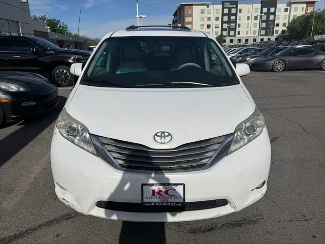 2011 Toyota Sienna XLE