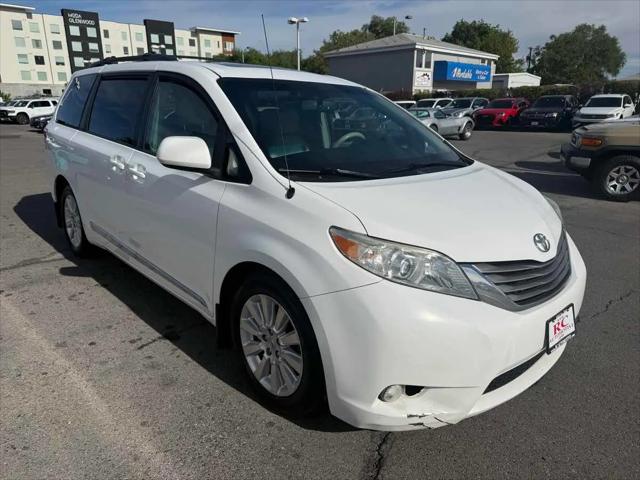 2011 Toyota Sienna XLE