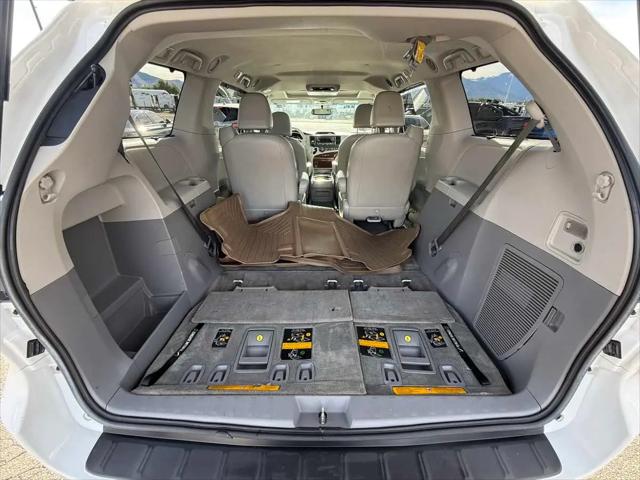 2011 Toyota Sienna XLE