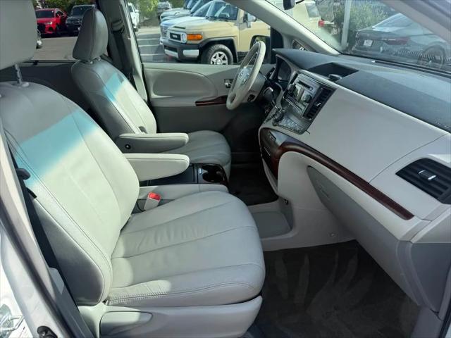 2011 Toyota Sienna XLE