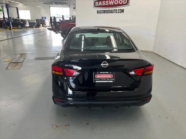 2025 Nissan Altima SV FWD