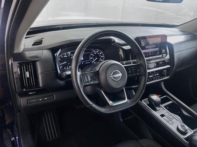 2025 Nissan Pathfinder SV 4WD