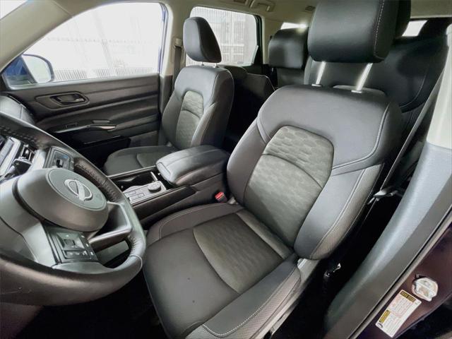 2025 Nissan Pathfinder SV 4WD