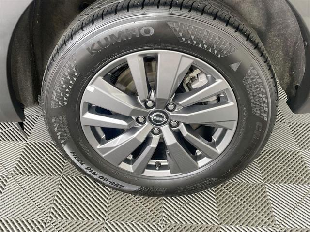 2025 Nissan Pathfinder SV 4WD