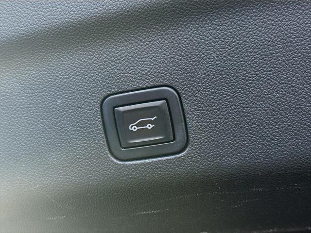 2022 GMC Yukon XL 4WD Denali