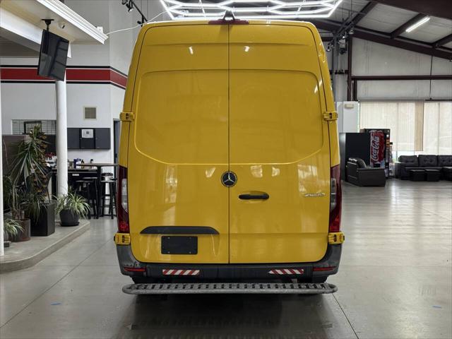 2021 Mercedes-Benz Sprinter 2500 High Roof I4