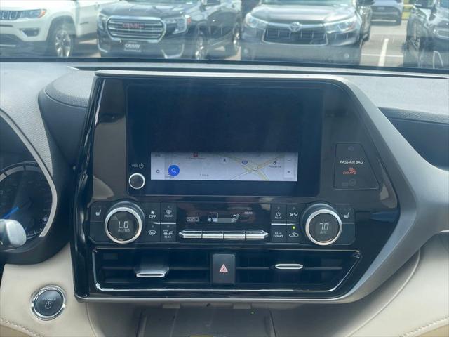 2023 Toyota Highlander Hybrid XLE
