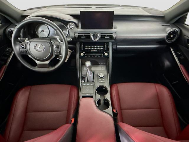 2023 Lexus IS 300 - Photo 13