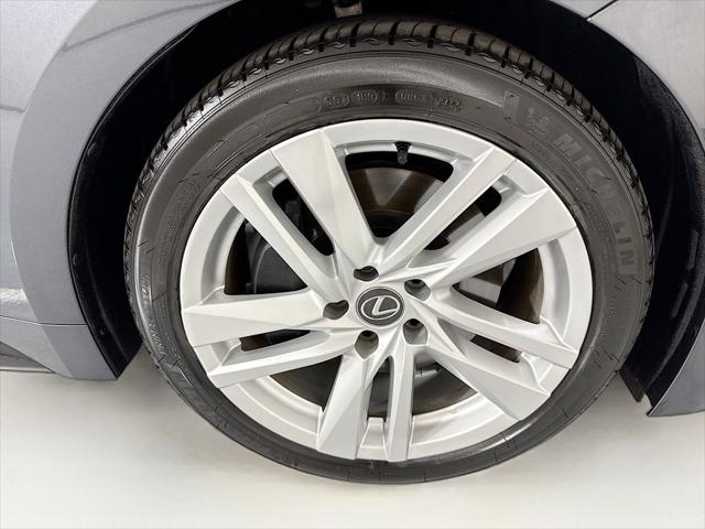 2023 Lexus IS 300 - Photo 32