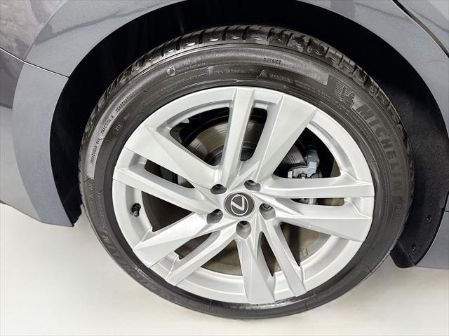 2023 Lexus IS 300 - Photo 33