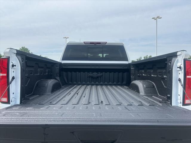 2026 Chevrolet Silverado 2500HD Crew Cab, Standard Bed, LT, 4WD