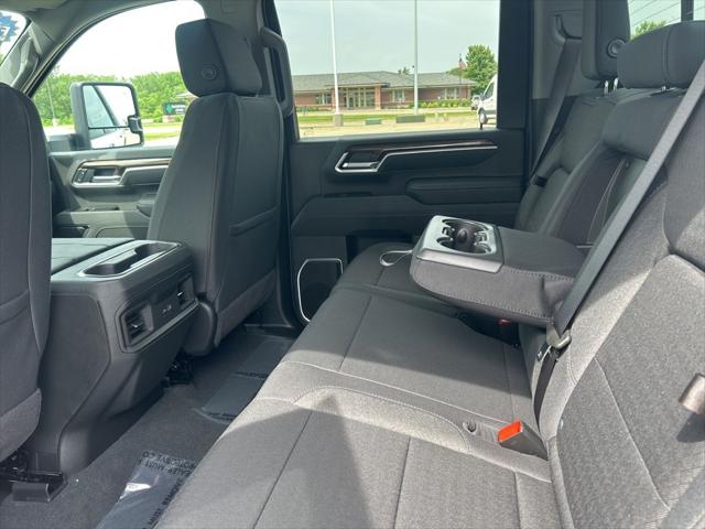 2026 Chevrolet Silverado 2500HD Crew Cab, Standard Bed, LT, 4WD