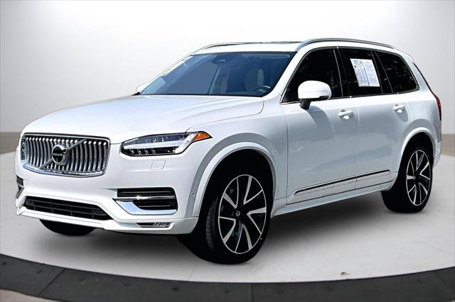 2024 Volvo XC90 B6 Plus Bright Theme 6-Seater