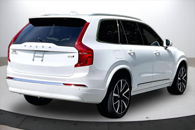 2024 Volvo XC90 B6 Plus Bright Theme 6-Seater