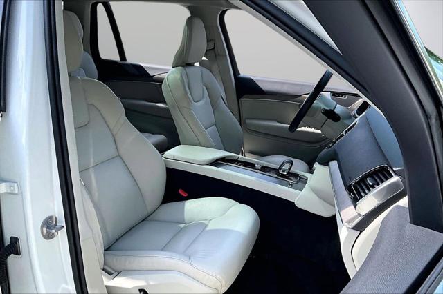 2024 Volvo XC90 B6 Plus Bright Theme 6-Seater