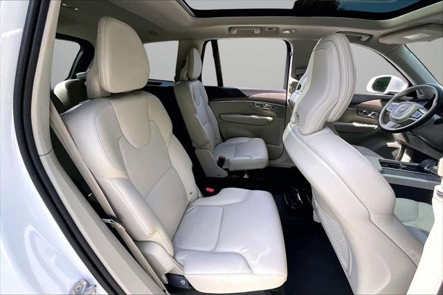2024 Volvo XC90 B6 Plus Bright Theme 6-Seater