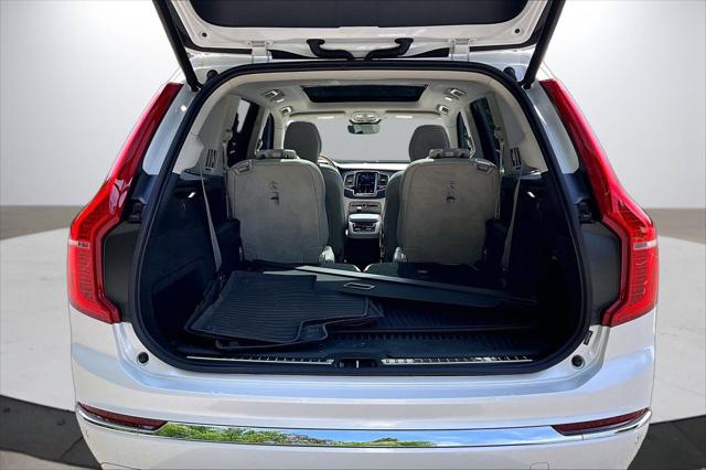 2024 Volvo XC90 B6 Plus Bright Theme 6-Seater