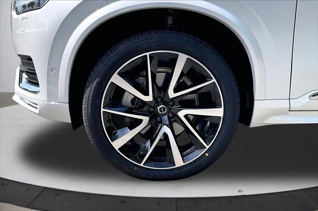 2024 Volvo XC90 B6 Plus Bright Theme 6-Seater