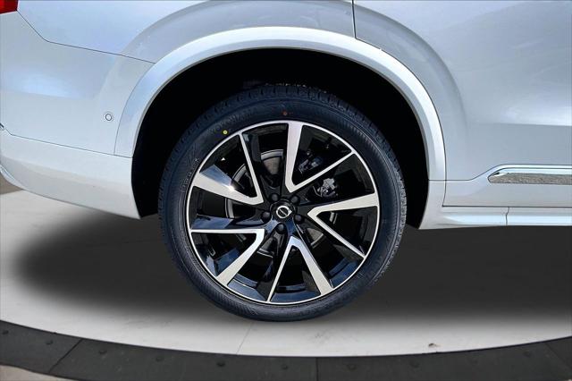 2024 Volvo XC90 B6 Plus Bright Theme 6-Seater